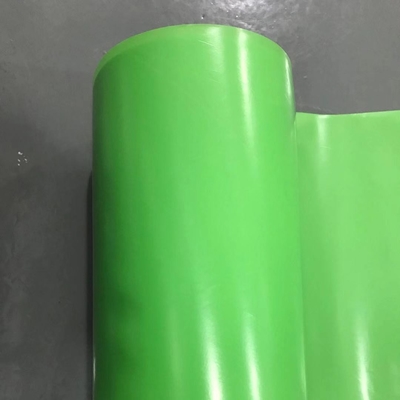 فيلم HDPE أبيض ناعم مع قوة سحب ضئيلة لنقل الضوء والسطح المطبع