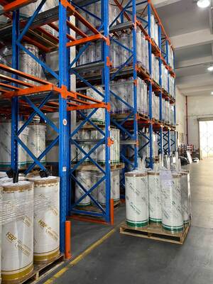 Transparent HDPE Film with Corona Treatment 0.007mm*960mm 10kg Both Sides Blow Molding Process for Cutting