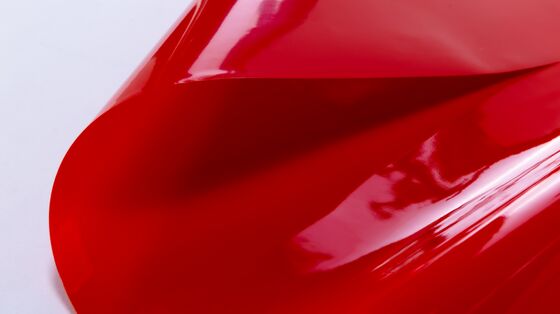 درجة حرارة عالية واضحة تعديل بي تي ريليسب لينر اللاصق الذاتي العزل المائي غشاء نفخ صياغة فيلم ريليبس البلاستيكي